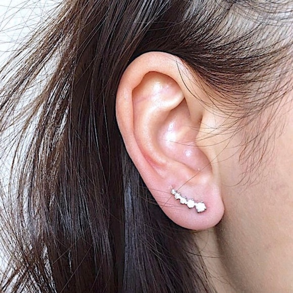 Gold plated cubic zirconia ear wires - Picture 1 of 4